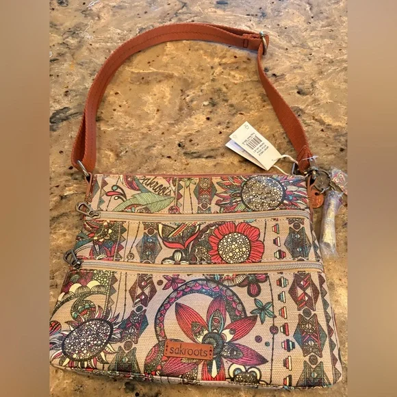 NWT Sakroots Artists Circle Crossbody, Charcoal Owl - Picture 2 of 12